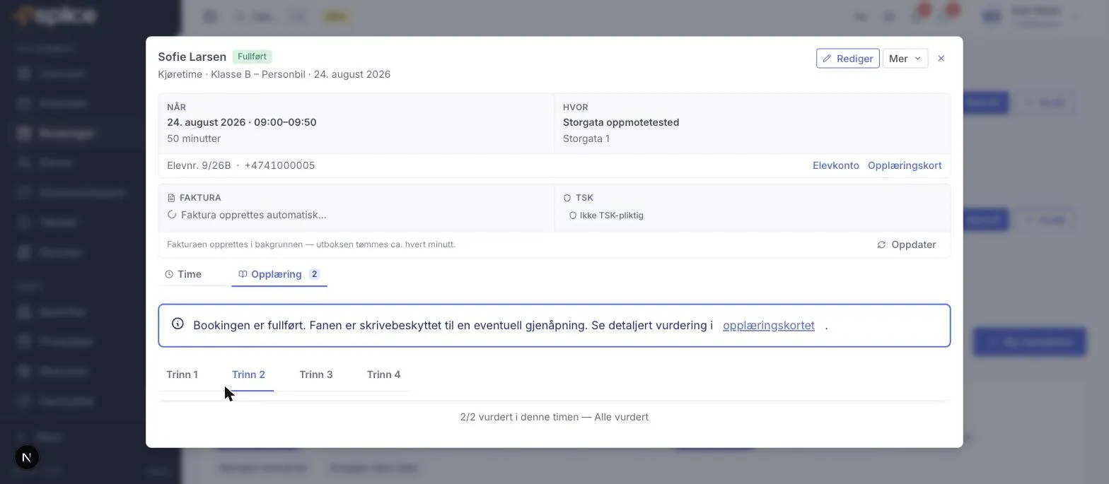 Bookingdialogen etter fullføring med merket Fullført og statusfeltene Faktura og TSK